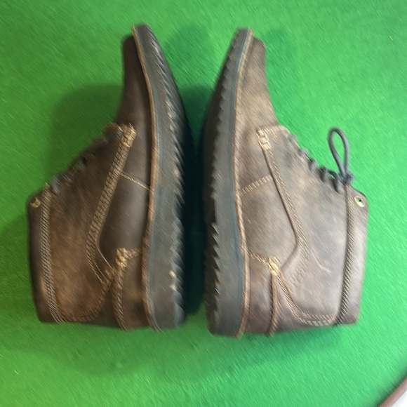 CLARKS EDGEWICK CHUKKA BOOT MENS SZ 8.5 - Picture 6 of 12